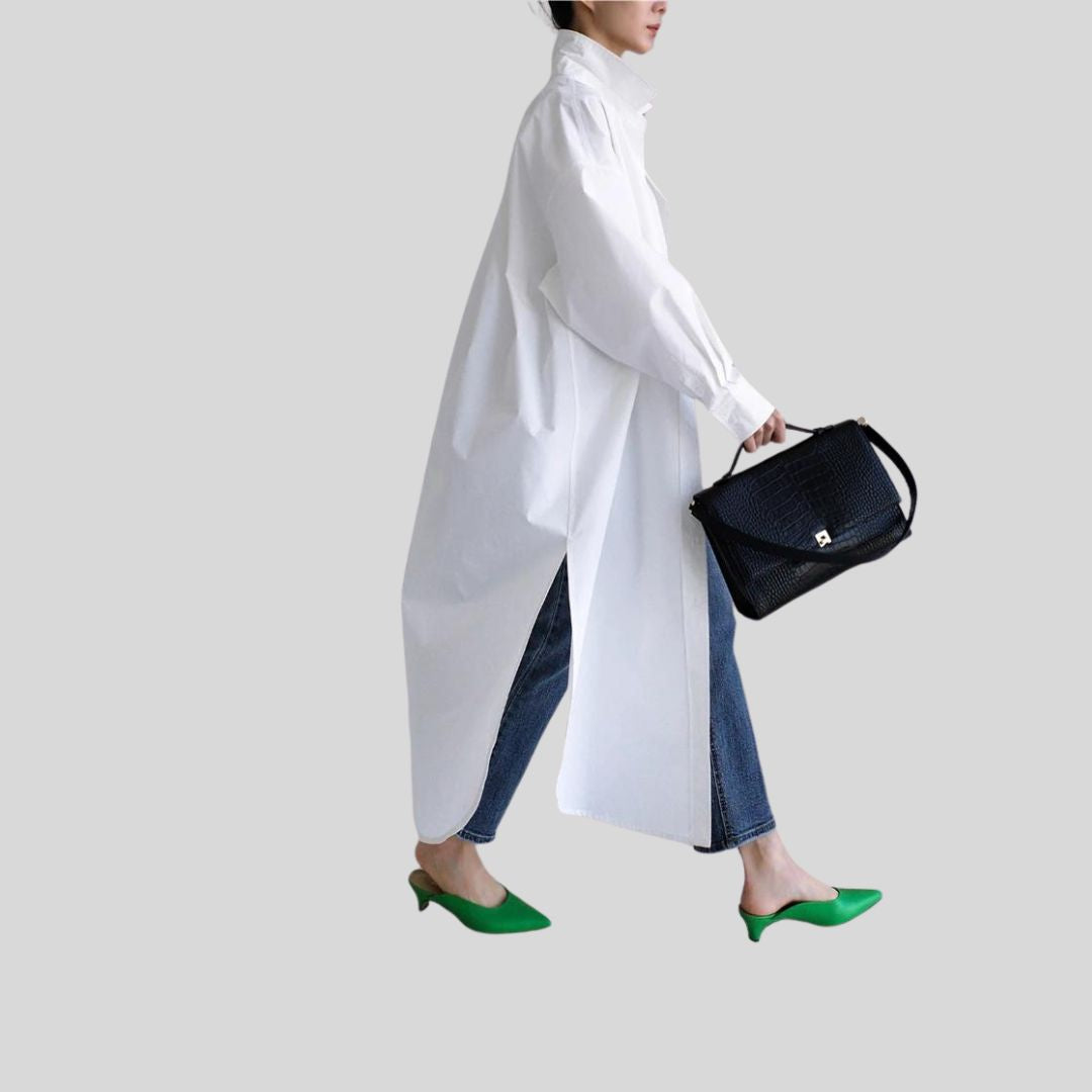 Kennica | Lange Bluse im koreanischen Polo-Stil mit geschlitztem Saum