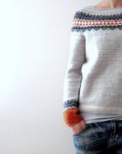Grauer Pullover im Boho-Stil | Ginevra