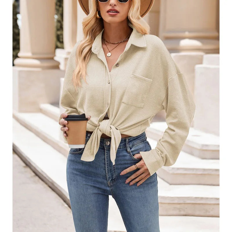Katerina | Lockere Frühlings- und Sommerbluse für Damen mit Knöpfen