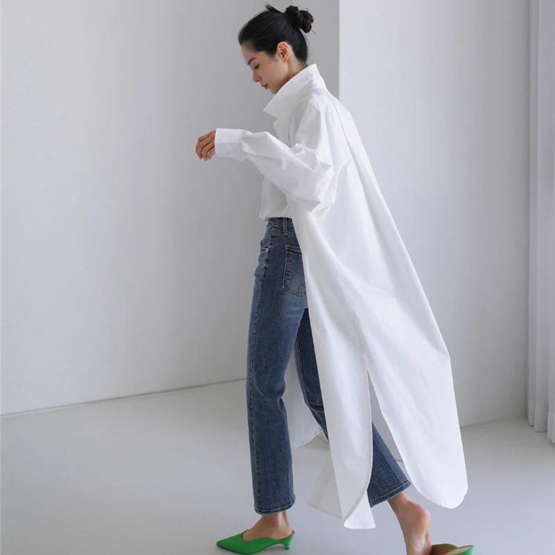 Kennica | Lange Bluse im koreanischen Polo-Stil mit geschlitztem Saum