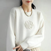 Blossom | Minimalistischer Blumen-Damenpullover mit Rundhalsausschnitt