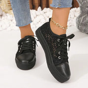 Wandaz l Damen-Plateau-Sneaker aus Spitze