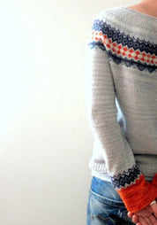Grauer Pullover im Boho-Stil | Ginevra