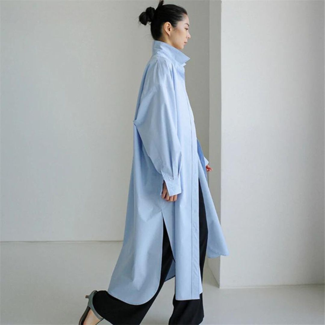 Kennica | Lange Bluse im koreanischen Polo-Stil mit geschlitztem Saum