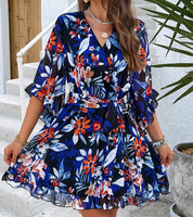 Sommerkleid mit Blumengürtel und Ärmeln l Tinsley