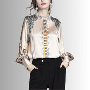 Seda | Satinbluse mit Spitzendetails und Blumenmuster