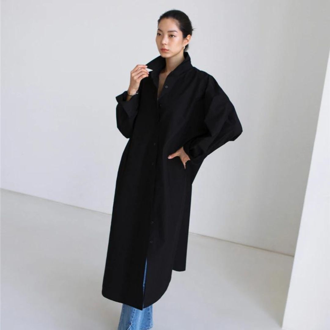 Kennica | Lange Bluse im koreanischen Polo-Stil mit geschlitztem Saum