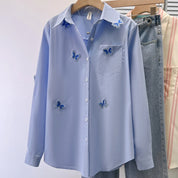 Mariah Leonel l Frühlingsbluse mit besticktem Schmetterling für Damen