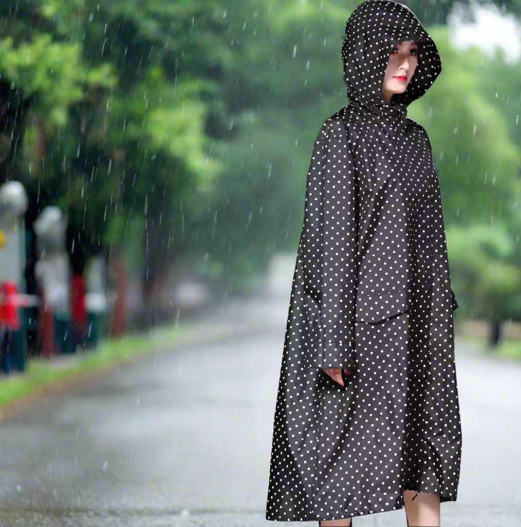 Robuster Regenmantel mit Kapuze Damen Windbreaker | Gwendolen