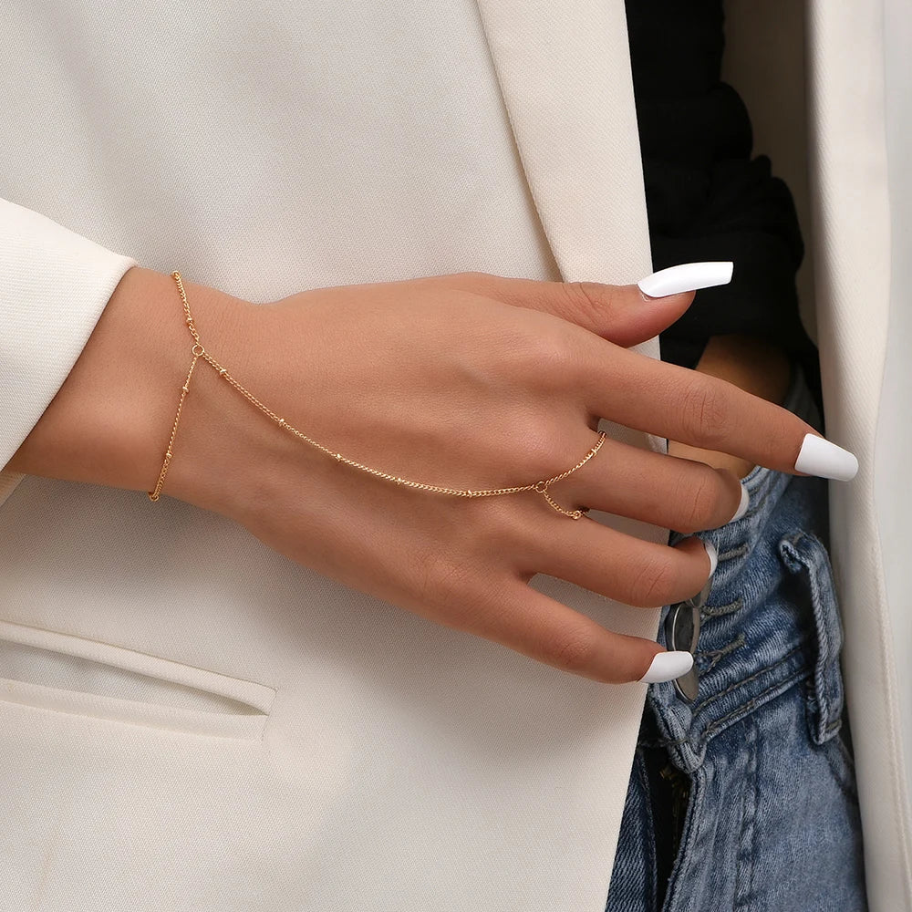 Kreative kleine Kettenarmbänder Fingerringe | Calista