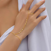 Kreative kleine Kettenarmbänder Fingerringe | Calista