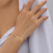 Kreative kleine Kettenarmbänder Fingerringe | Calista