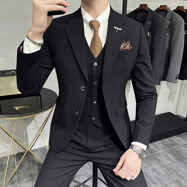 3-teiliges Set für Herren, bestehend aus schlichtem Business-Blazer, Weste und Hose l Cynan