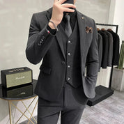 3-teiliges Set für Herren, bestehend aus schlichtem Business-Blazer, Weste und Hose l Cynan