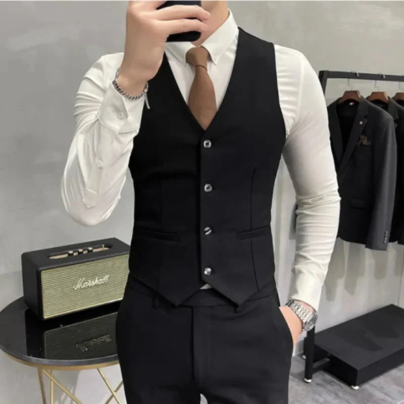 3-teiliges Set für Herren, bestehend aus schlichtem Business-Blazer, Weste und Hose l Cynan