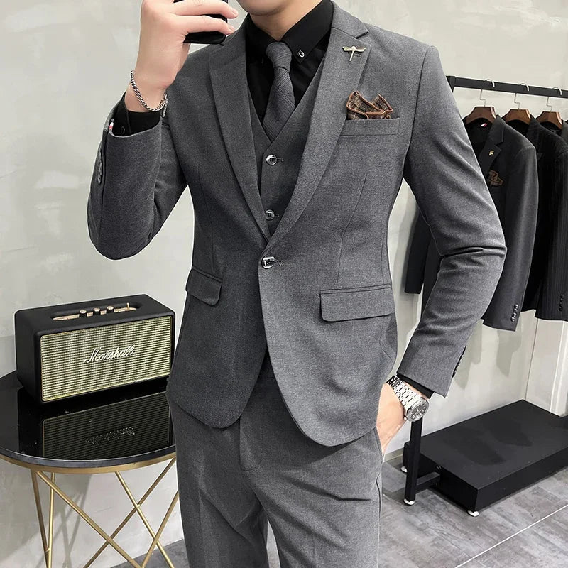 3-teiliges Set für Herren, bestehend aus schlichtem Business-Blazer, Weste und Hose l Cynan
