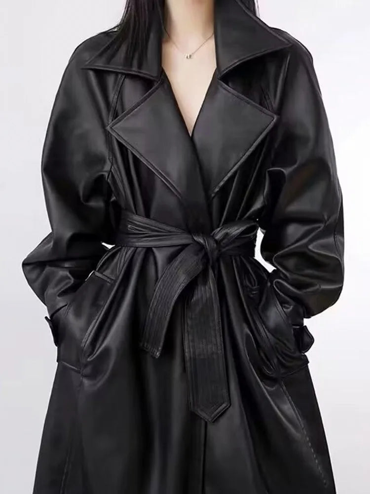 Glänzender reflektierender Trenchcoat aus Lackleder für Damen | 2025 Perfekter Wintermantel | Jammeta