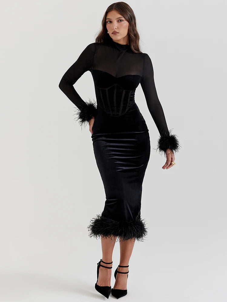 Dannica | Langes Transparentes Elegantes Figurbetontes Abendkleid
