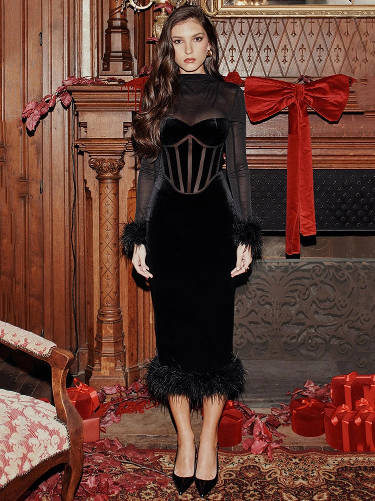 Dannica | Langes Transparentes Elegantes Figurbetontes Abendkleid