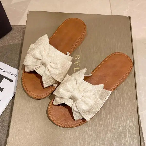 Kehlani l Sommerflache Strandsandalen mit Schleife und Knoten