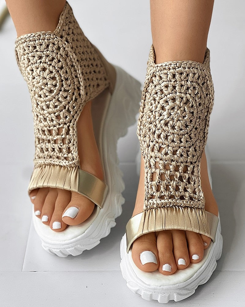 Valentine | Geflochtene Sommer-Keilsandalen für Damen