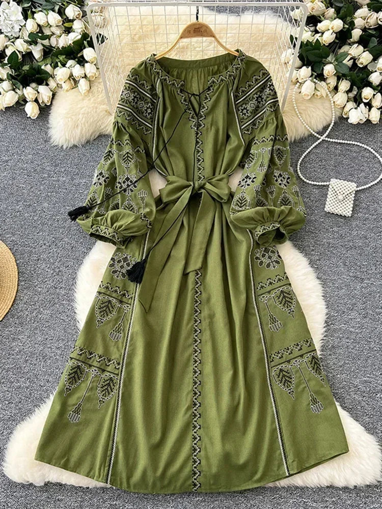 Boho besticktes Kleid mit Laternenärmeln l Frühling l Sommer l Dorienne
