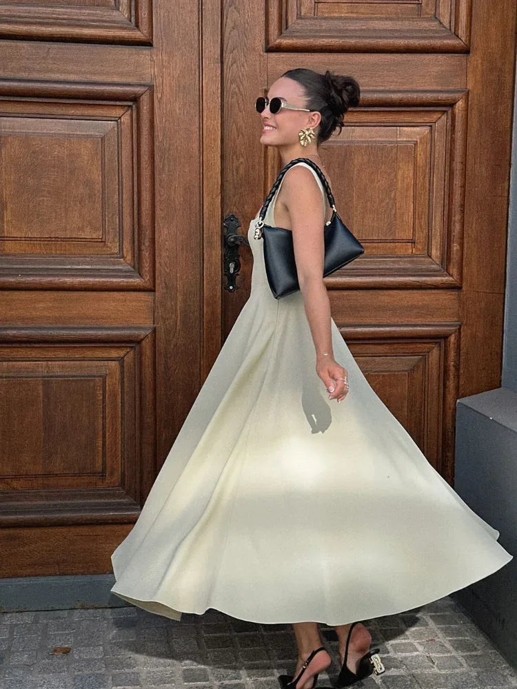 Elegantes Hochtaillen-A-Linien-Kleid l Philothea