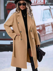 Zweireihiger Trenchcoat für Stil und Eleganz zu jeder Jahreszeit | Ryena