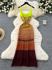 Strandkleid aus Strick mit Farbverlauf l Cerria