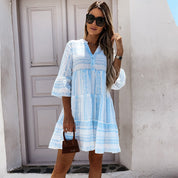 Schönes luftiges Boho-Kleid mit fröhlichem Muster l Henrietta