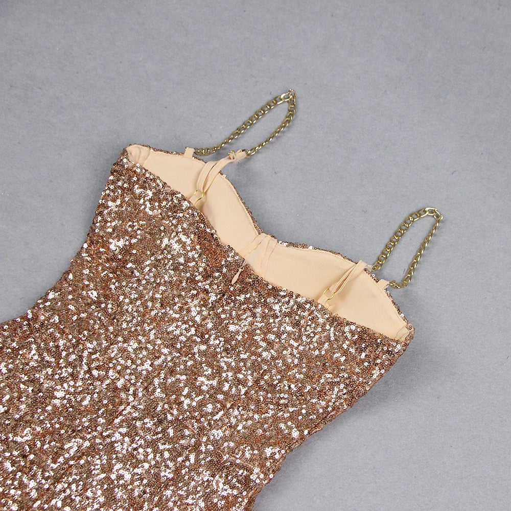 Bellarosa l Langes Abendkleid mit glitzernden Pailletten und Spaghettiträgern