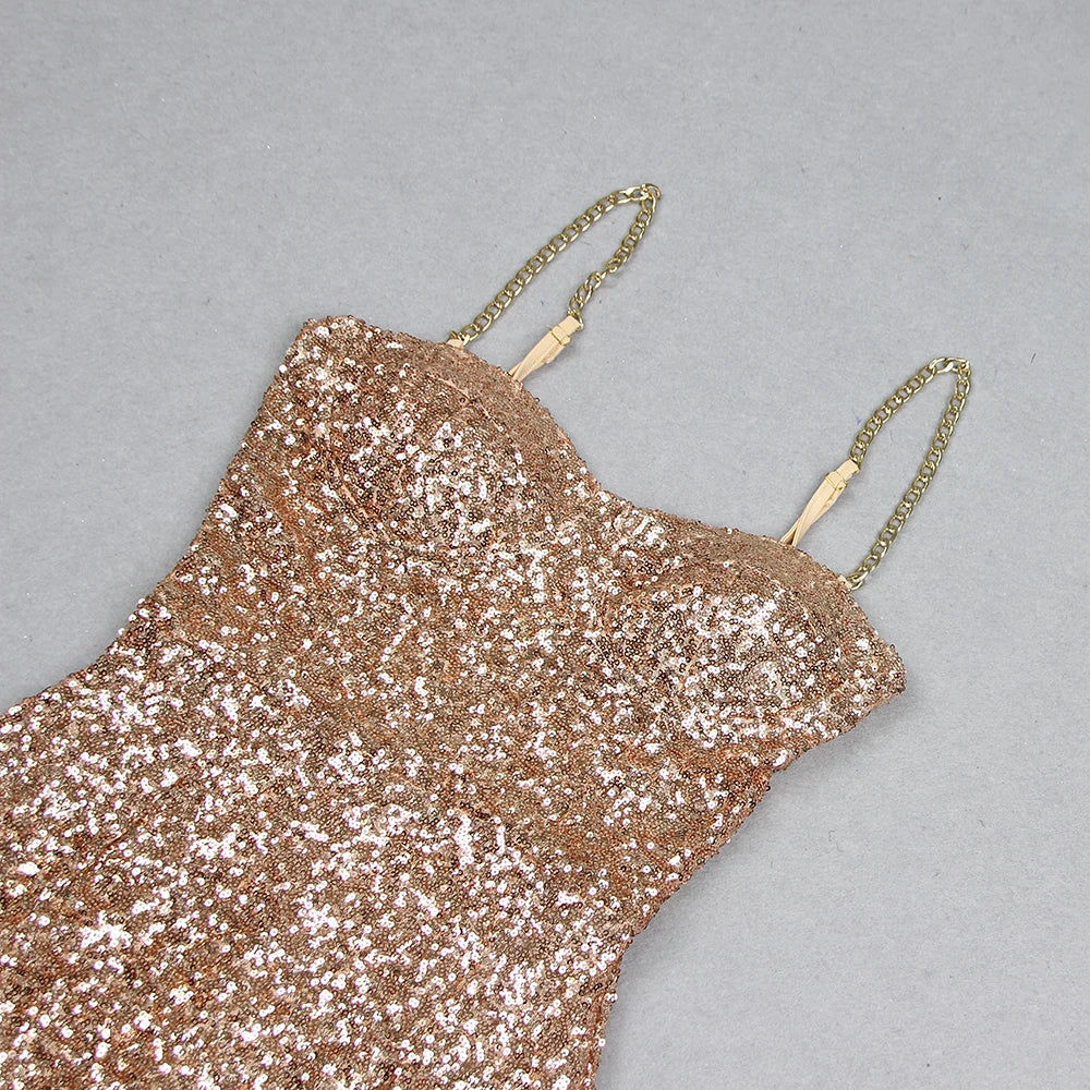 Bellarosa l Langes Abendkleid mit glitzernden Pailletten und Spaghettiträgern