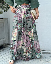 Ellaine l set aus verdrehtem crop-top und hose mit weitem bein und blumendruck