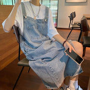 Locker geschnittenes Overall-Denim-Kleid | Miette
