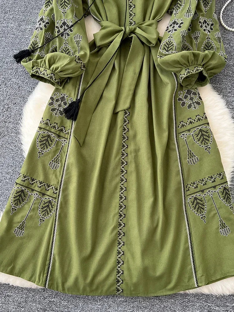 Boho besticktes Kleid mit Laternenärmeln l Frühling l Sommer l Dorienne