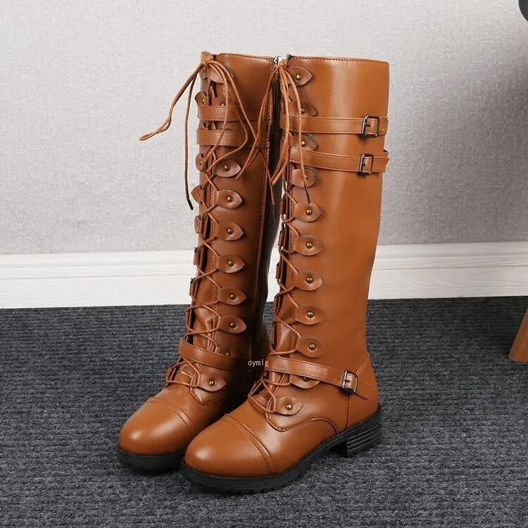Vesper | Retro-Schnürstiefel mit flacher Schnalle
