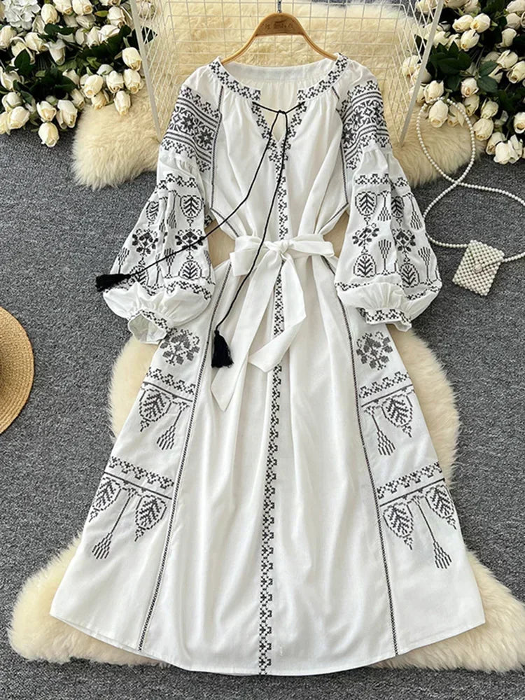 Boho besticktes Kleid mit Laternenärmeln l Frühling l Sommer l Dorienne