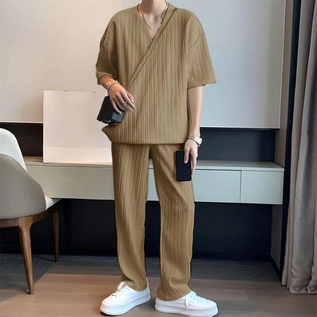 Belton | Plissiertes Kimono-Set für Herren mit bequemer Bluse und Hose