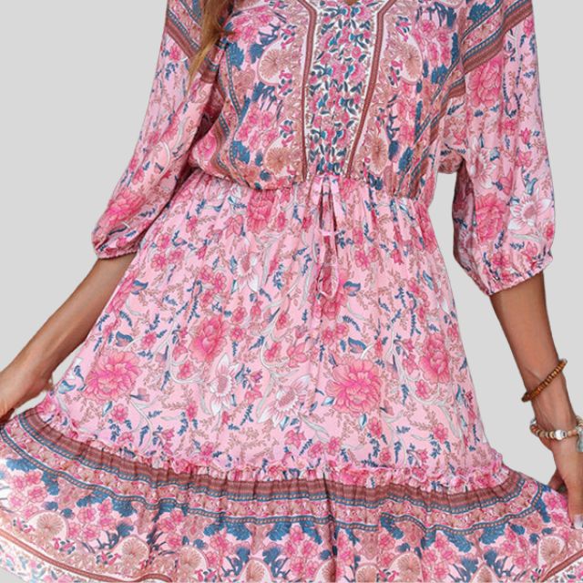 Amara | Minikleid mit Blumenquasten