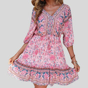 Amara | Minikleid mit Blumenquasten