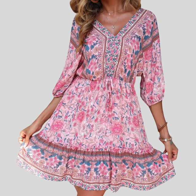 Amara | Minikleid mit Blumenquasten