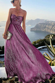 Lysandra l Schimmerndes schulterfreies Maxikleid