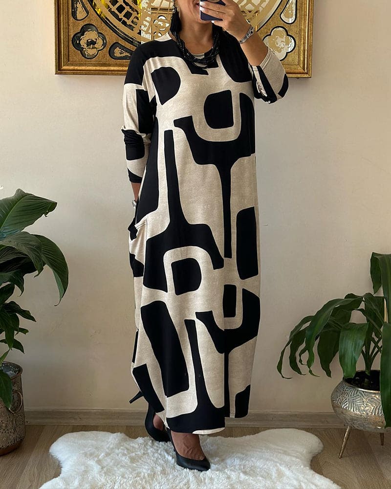 Kleid mit langen Ärmeln und Aufdruck l Lowanna