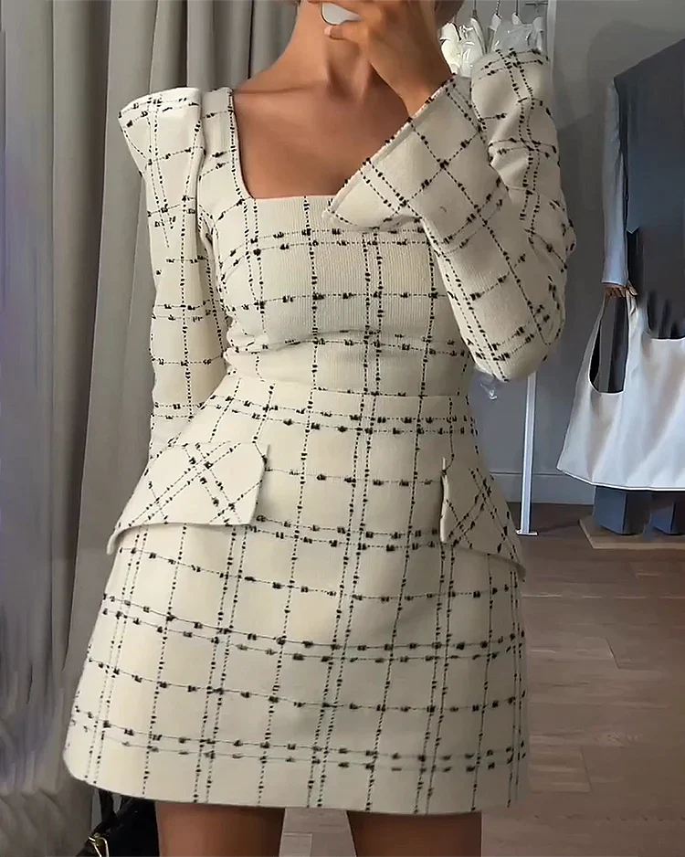 Sandhya l Gemustertes Kleid mit langen Ärmeln und quadratischem Ausschnitt