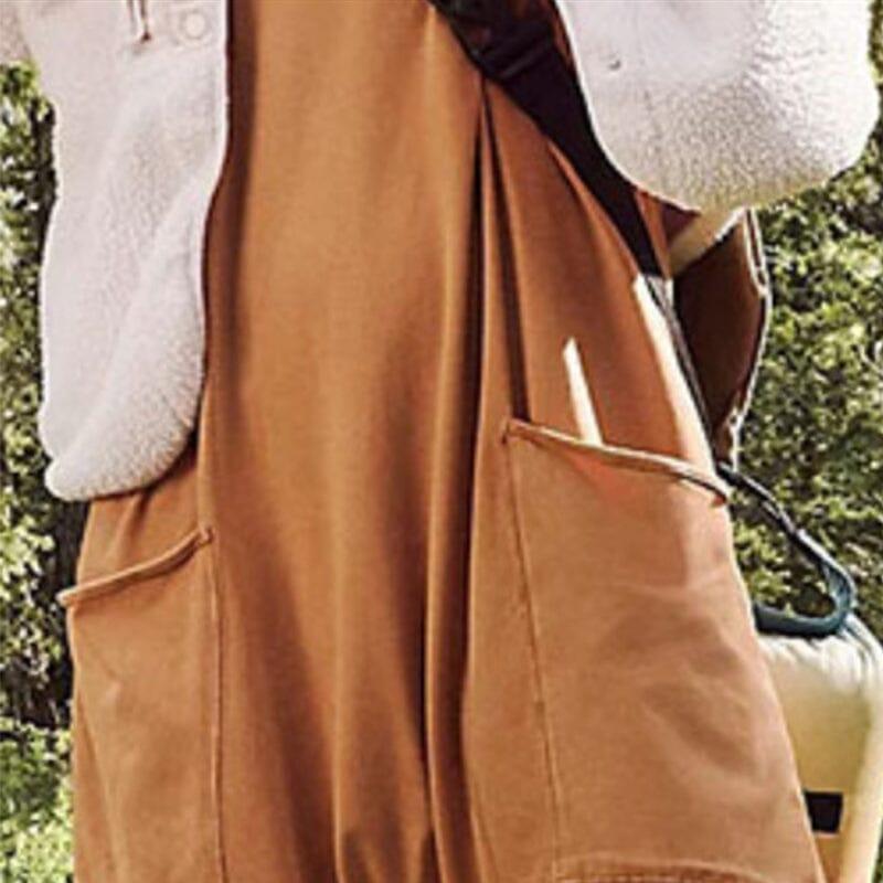 Alyssa l Minimalistischer Overall mit Taschen und V-Ausschnitt